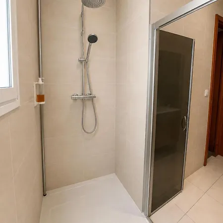 Appartement T2 Climatisé, Avec Parking à Cannes