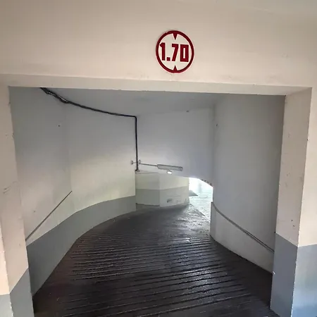 T2 Climatisé, Avec Parking à Appartement Cannes